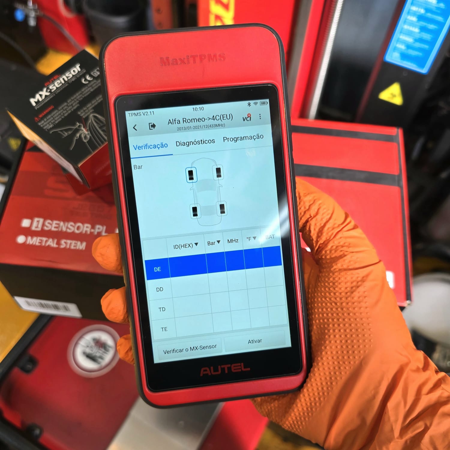 Sensor TPMS Bluetooth Tesla compatível disponível em stock na Pneu Beato Lisboa